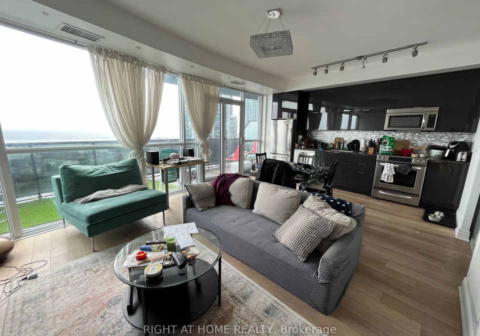 80-marine-parade-drive-etobicoke-ontario-w12560358
