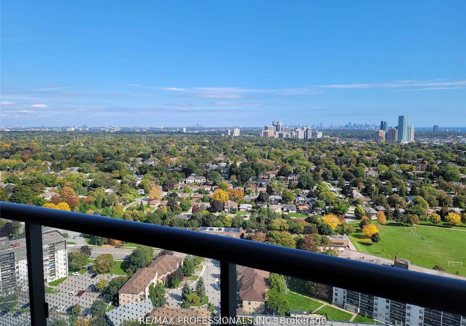 30-gibbs-road-etobicoke-ontario-w12560468