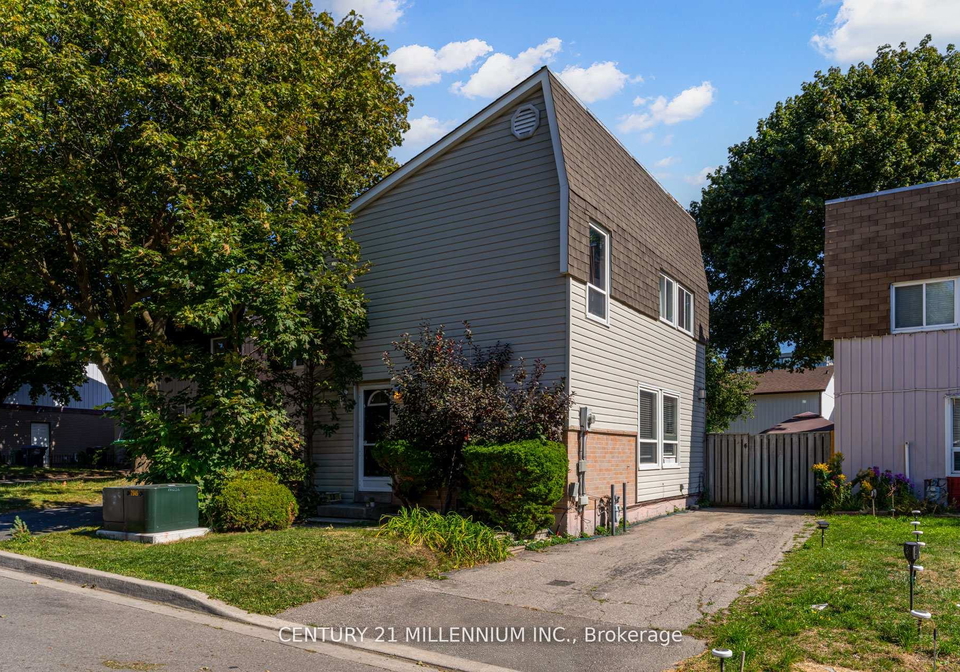 15-hasting-square-brampton-ontario-w12560482