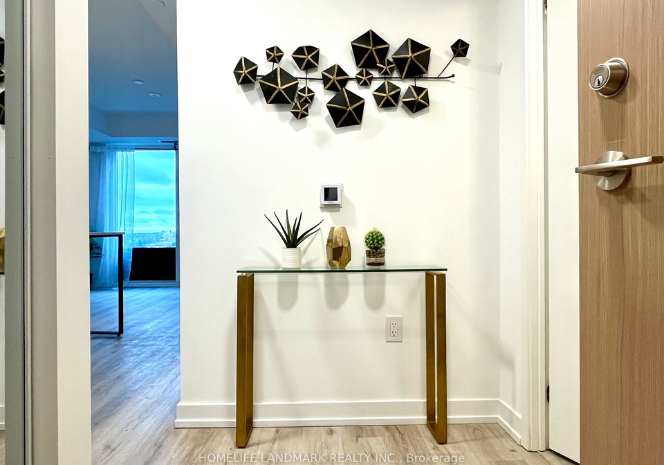395-square-one-drive-mississauga-ontario-w12560776