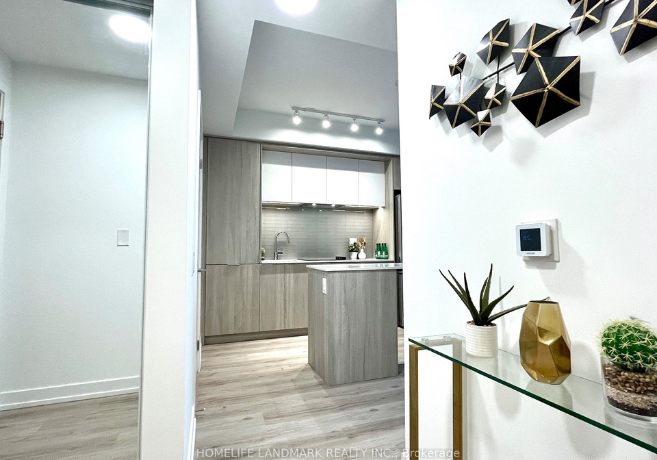 395-square-one-drive-mississauga-ontario-w12560776