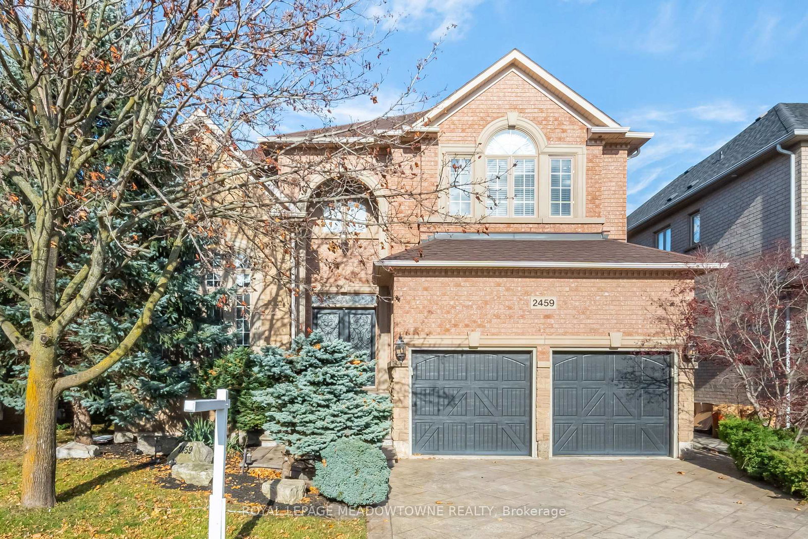 2459-meadowridge-drive-oakville-ontario-w12560802