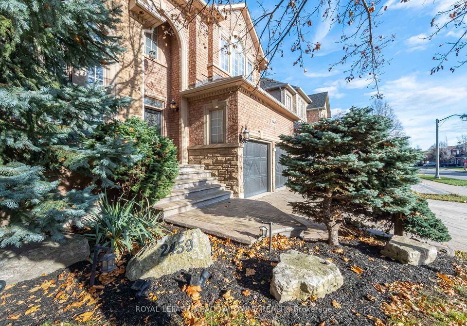 2459-meadowridge-drive-oakville-ontario-w12560802