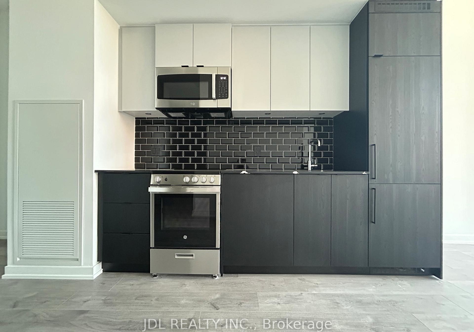 285-dufferin-street-toronto-ontario-w12560884
