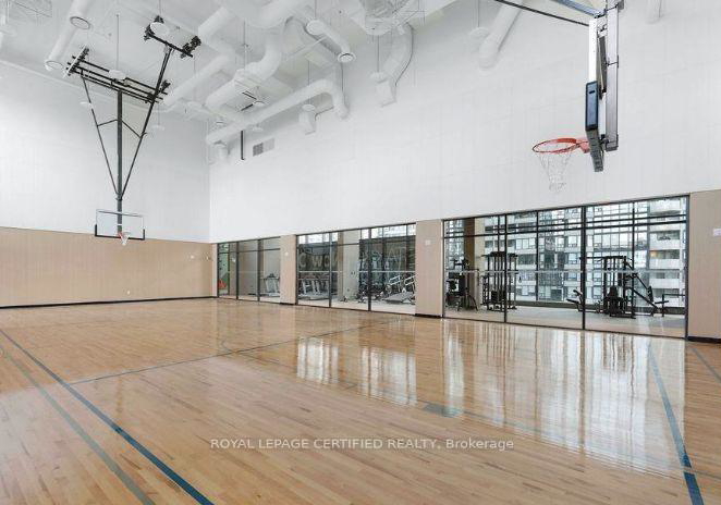 395-square-one-drive-mississauga-ontario-w12560912