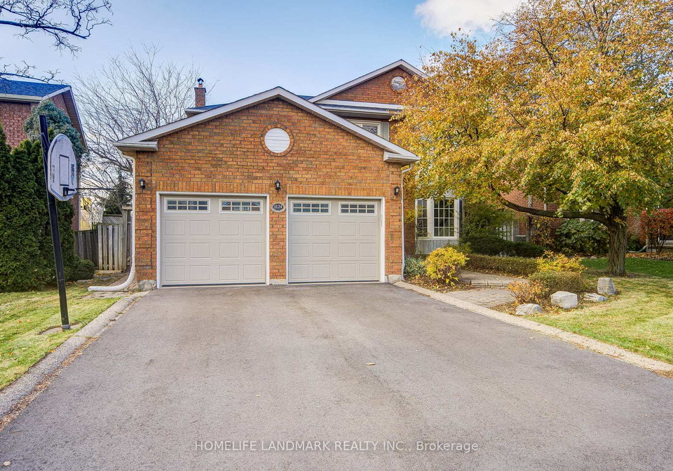 1124-creekside-drive-oakville-ontario-w12561100