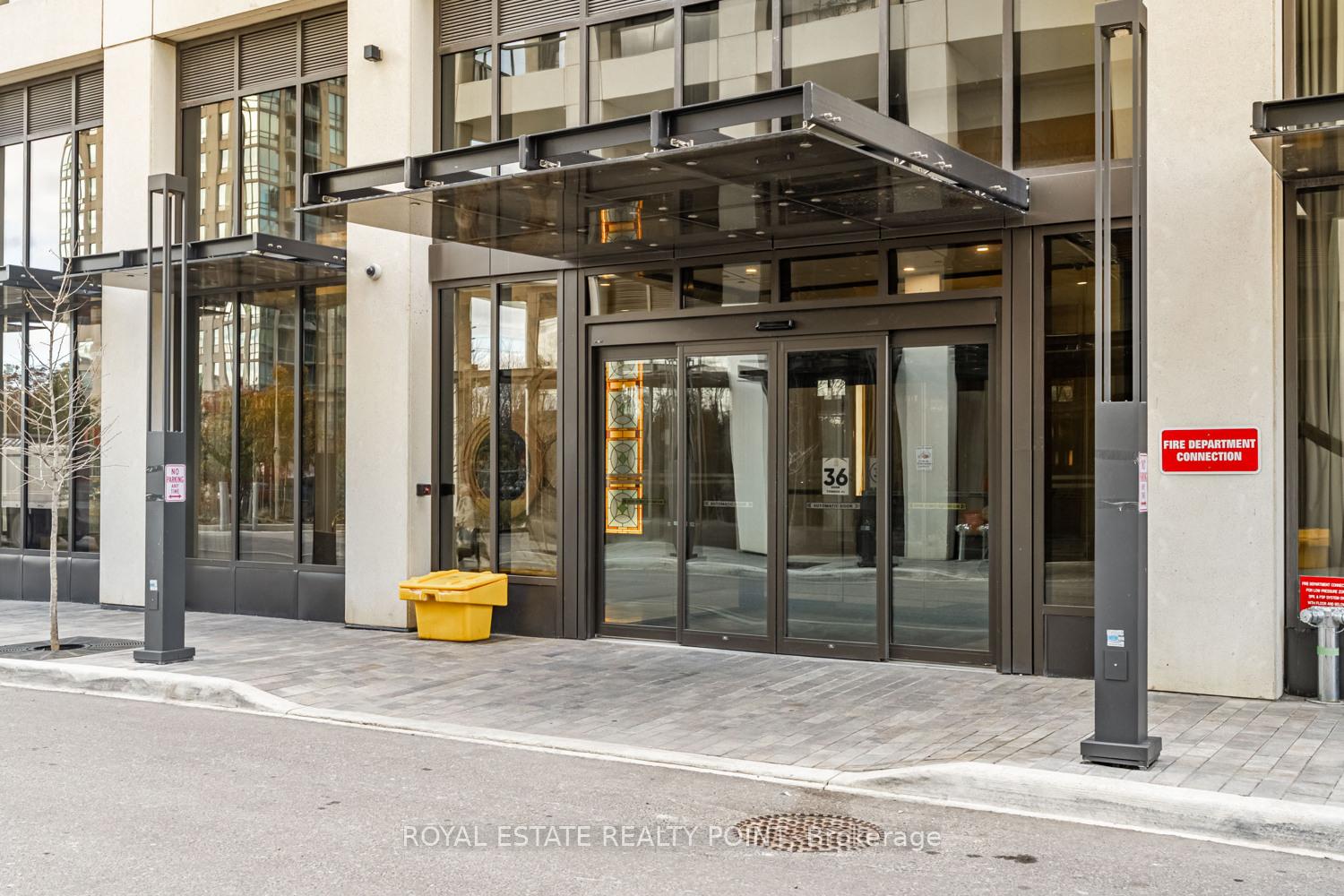 36-elm-drive-w-mississauga-ontario-w12561322