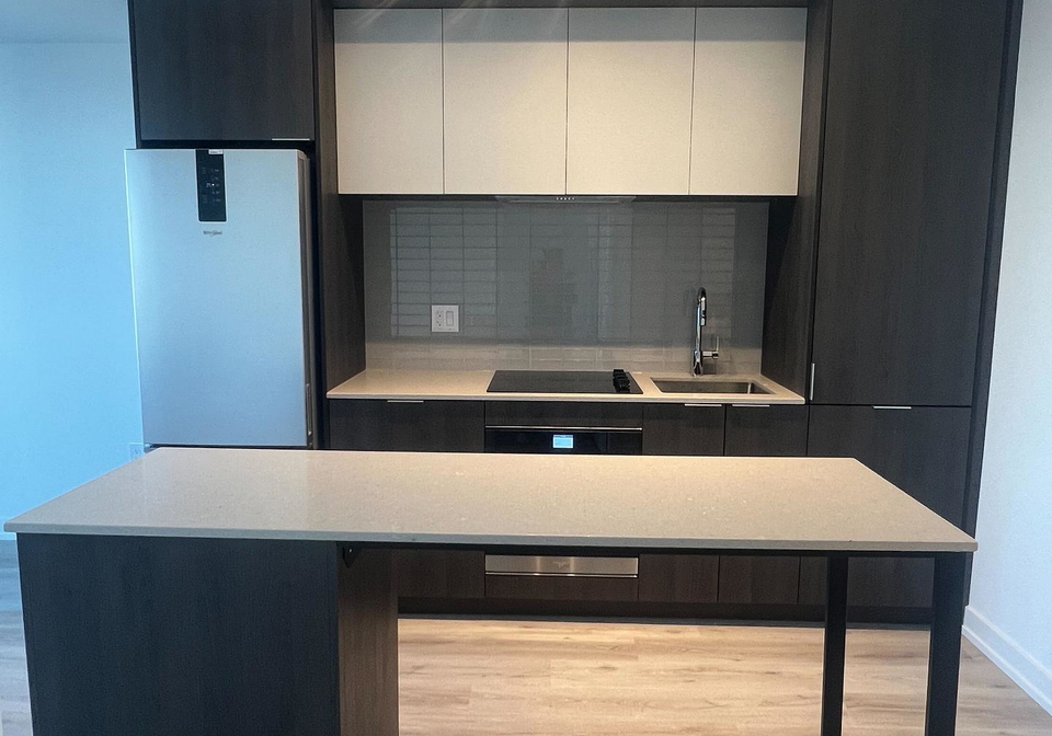395-square-one-drive-mississauga-ontario-w12561530