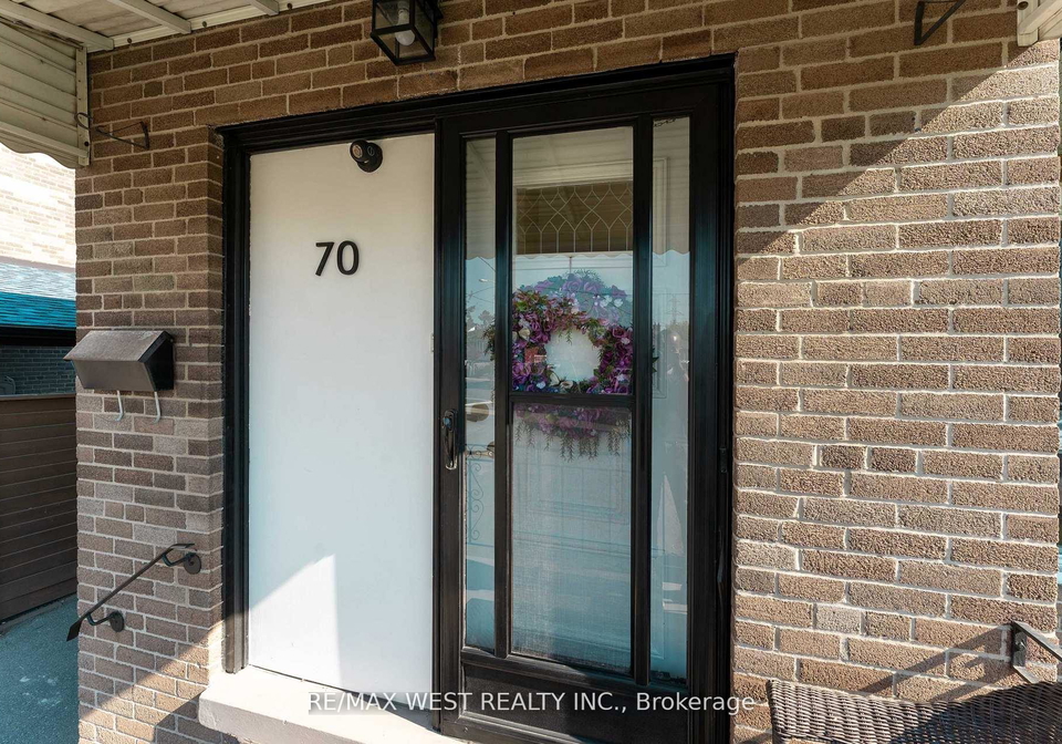 70-wheatsheaf-crescent-york-ontario-w12561582
