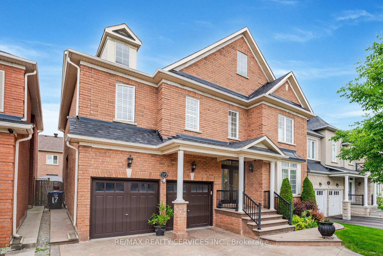 17-regis-circle-brampton-ontario-w12561714
