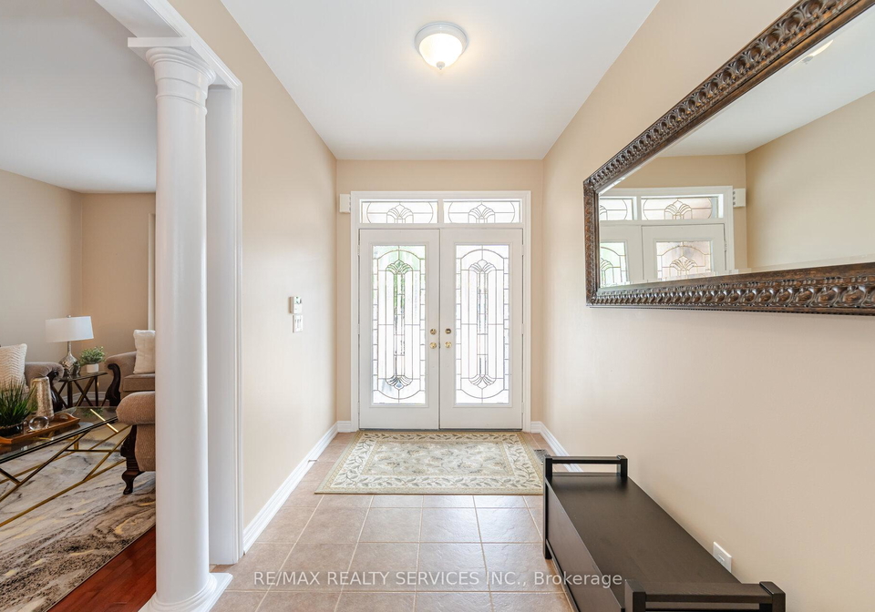 17-regis-circle-brampton-ontario-w12561714