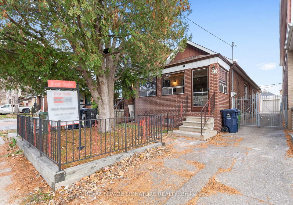 69-chambers-avenue-toronto-ontario-w12561752