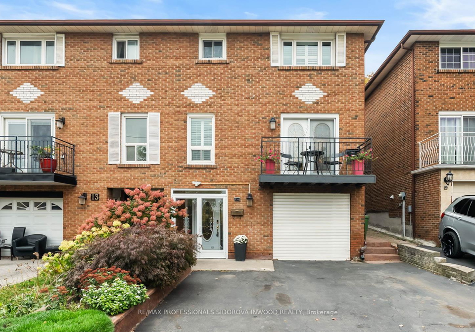 13a-terry-drive-toronto-ontario-w12562020