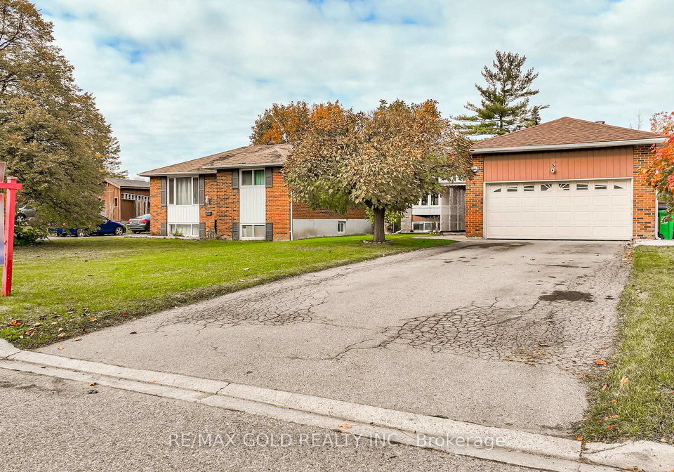 61-deerfield-crescent-brampton-ontario-w12562044