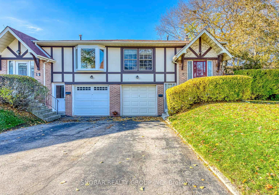 8-hilliard-place-etobicoke-ontario-w12562222