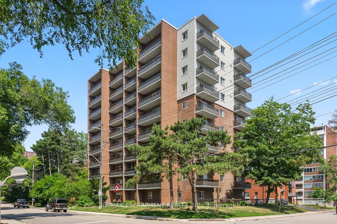 15-elizabeth-street-n-mississauga-ontario-w12562640
