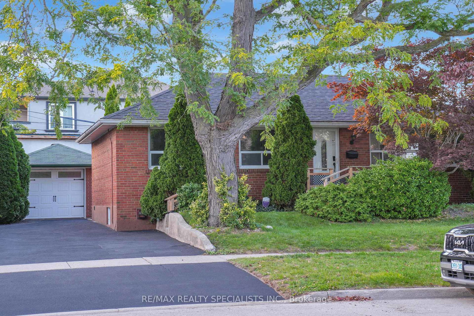 51-florence-drive-oakville-ontario-w12562740