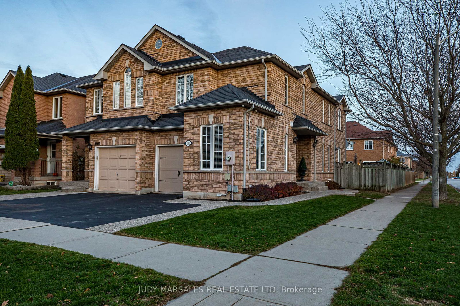 1866-creek-way-burlington-ontario-w12562856