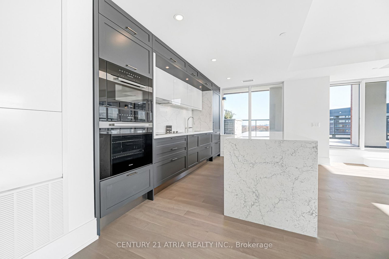 259-the-kingsway-etobicoke-ontario-w12562944