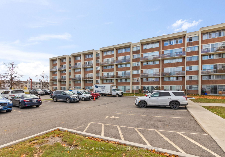 1050-stainton-drive-mississauga-ontario-w12563042