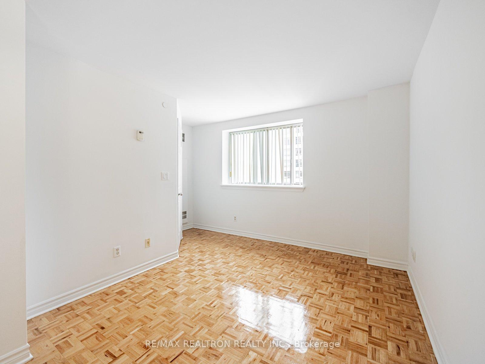1407-dupont-street-toronto-ontario-w12563138