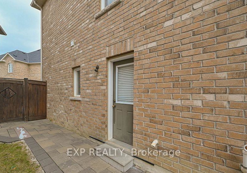 20-wynview-street-brampton-ontario-w12563184