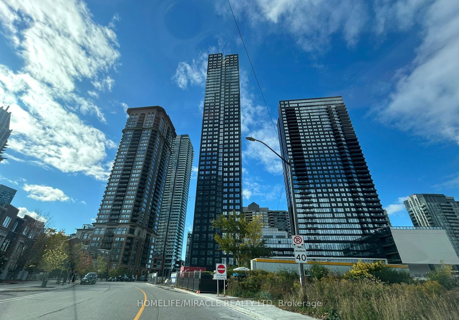 395-square-one-drive-mississauga-ontario-w12563234