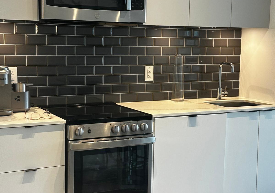 285-dufferin-street-toronto-ontario-w12563446