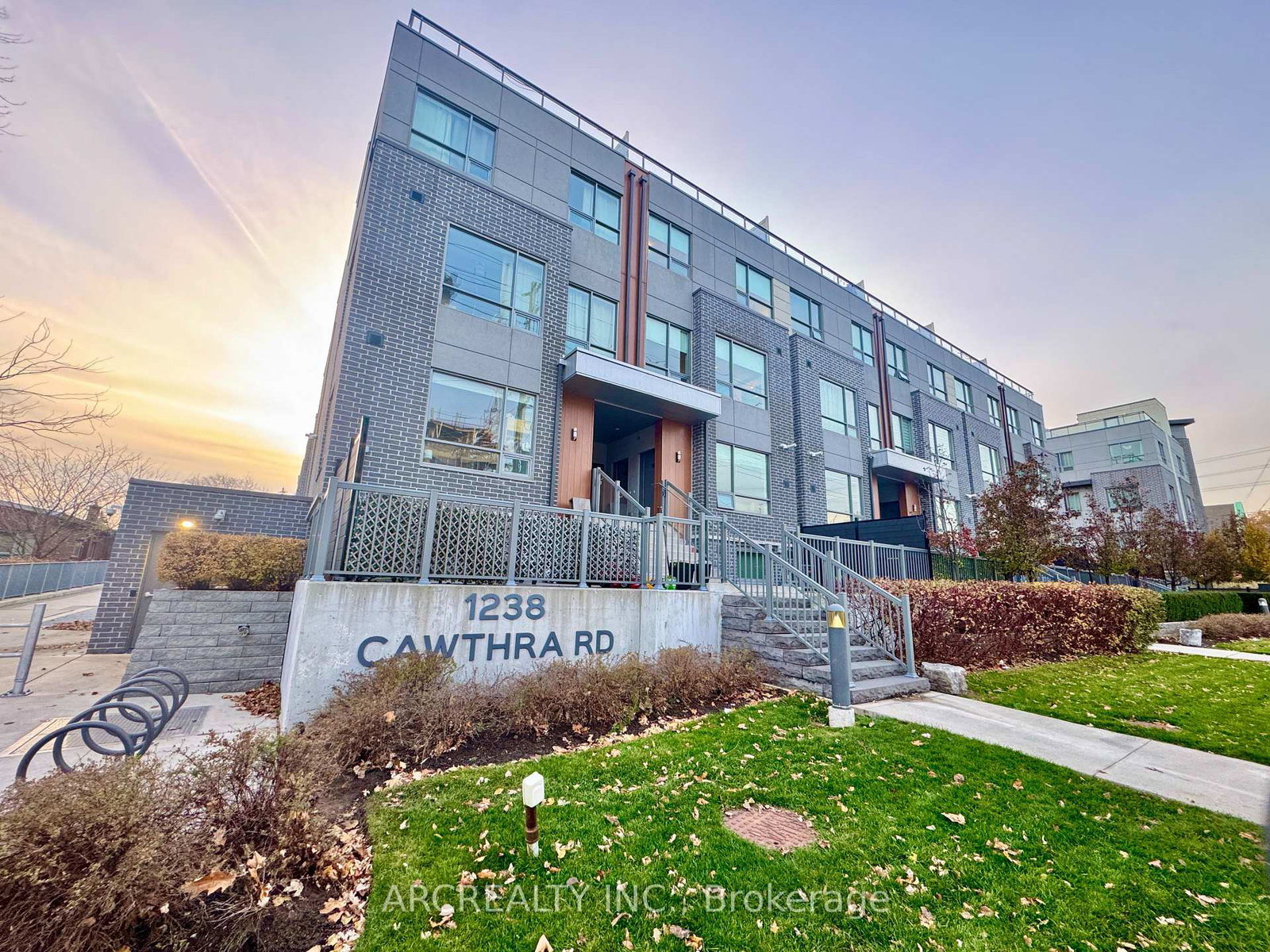 1238-cawthra-road-mississauga-ontario-w12563886