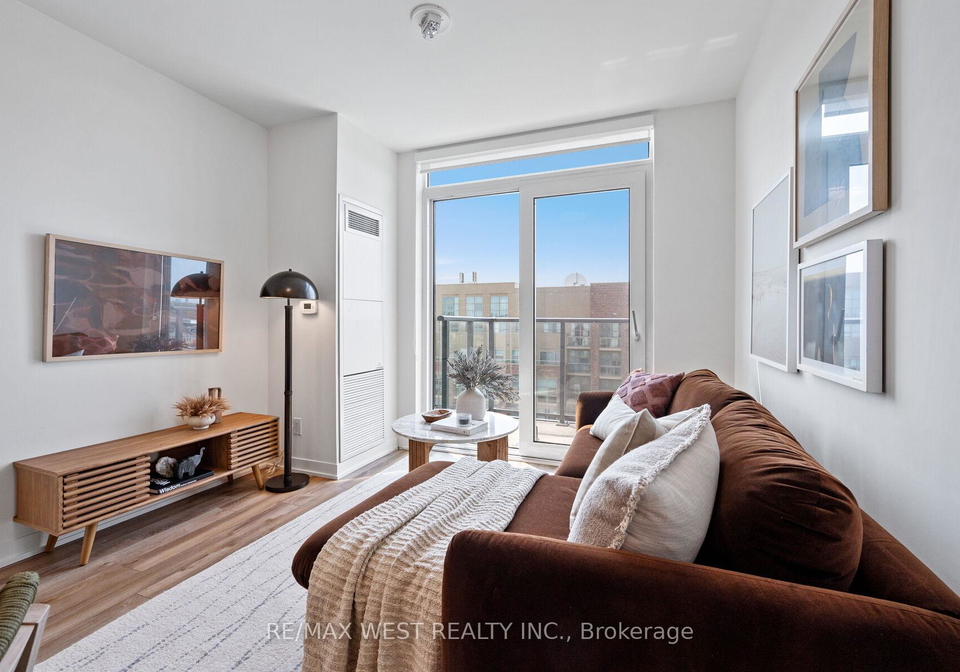 1808-st-clair-avenue-w-toronto-ontario-w12564068