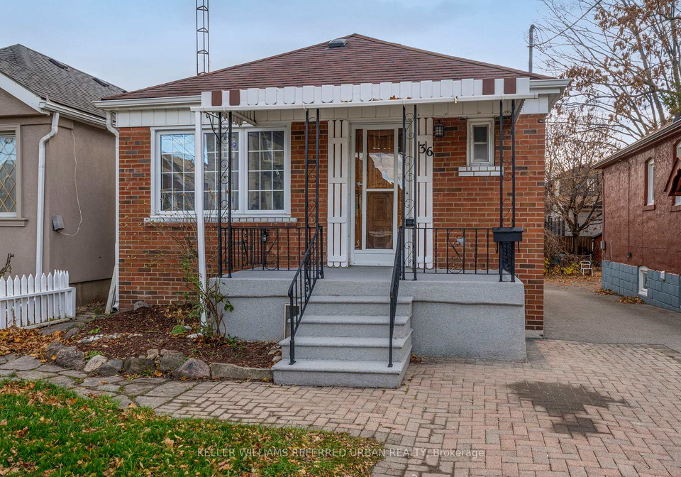 39-cayuga-avenue-toronto-ontario-w12564070