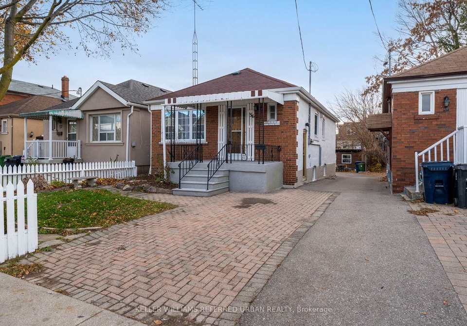 39-cayuga-avenue-toronto-ontario-w12564098
