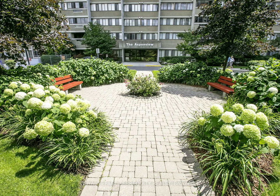 50-elm-drive-e-mississauga-ontario-w12564580