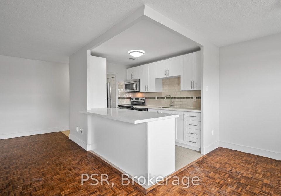 2300-marine-drive-oakville-ontario-w12564614