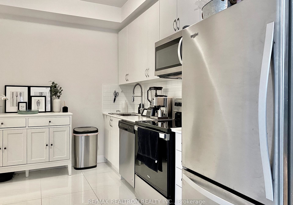 721-lawrence-avenue-w-north-york-ontario-w12564676