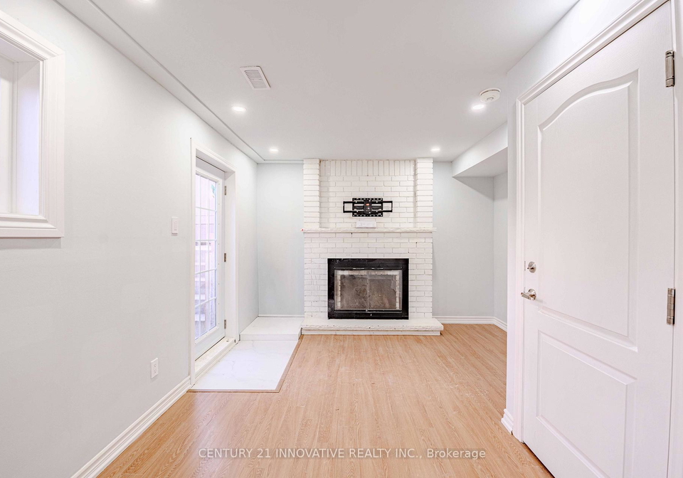 56-foxacre-row-brampton-ontario-w12564788