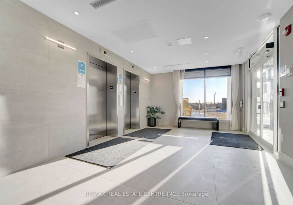 200-lagerfeld-drive-brampton-ontario-w12564918