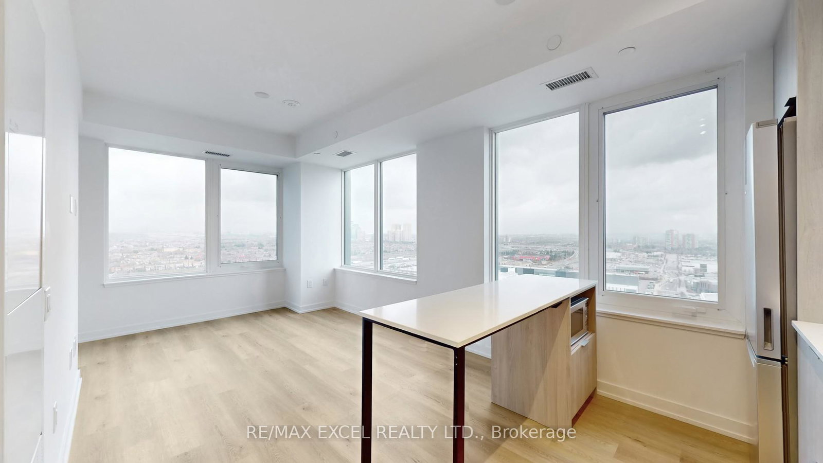 395-square-one-drive-mississauga-ontario-w12565094