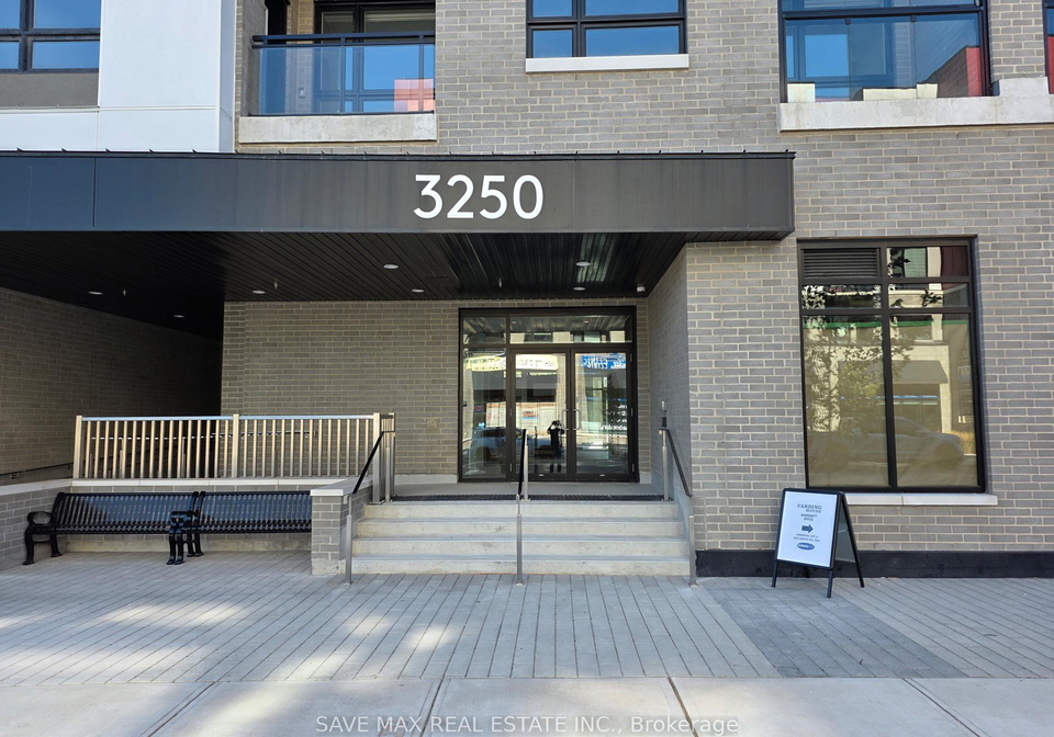 3250-carding-mill-trail-oakville-ontario-w12565392