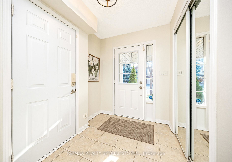 3187-stornoway-circle-oakville-ontario-w12565448