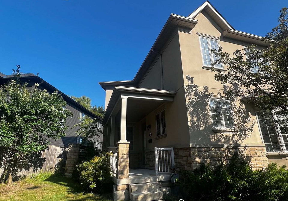 101lorne-park-road-mississauga-ontario-w12565686