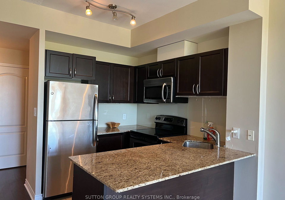 3865-lake-shore-boulevard-w-etobicoke-ontario-w12565770
