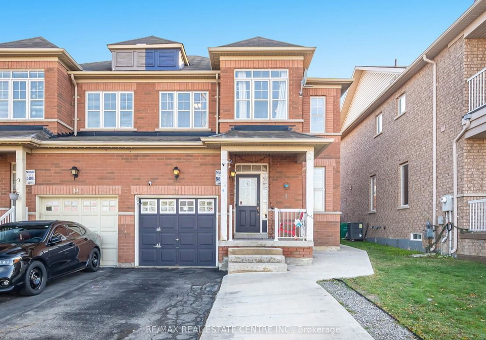 31-connolly-crescent-brampton-ontario-w12565864