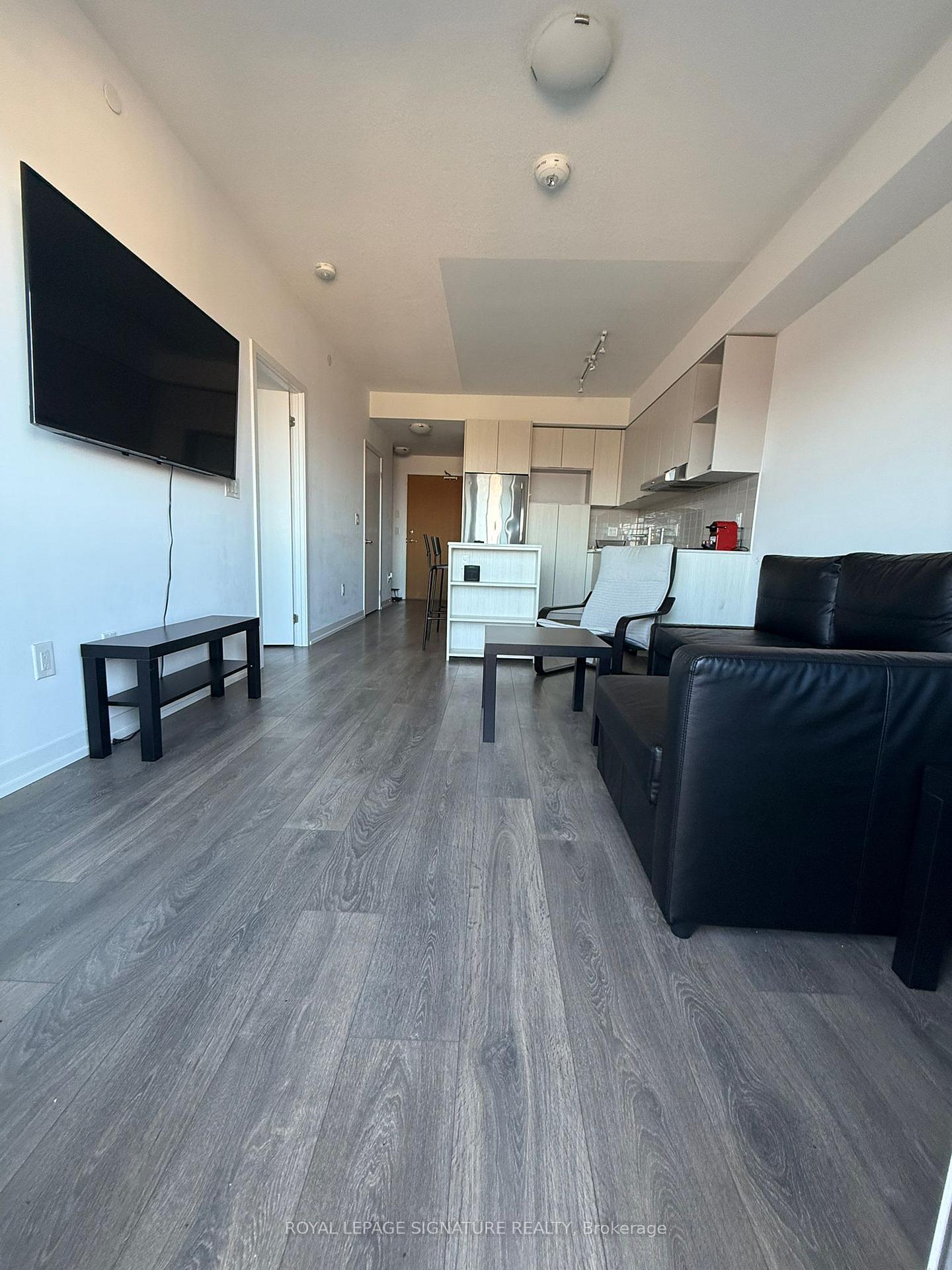 2520-eglinton-avenue-w-mississauga-ontario-w12566134
