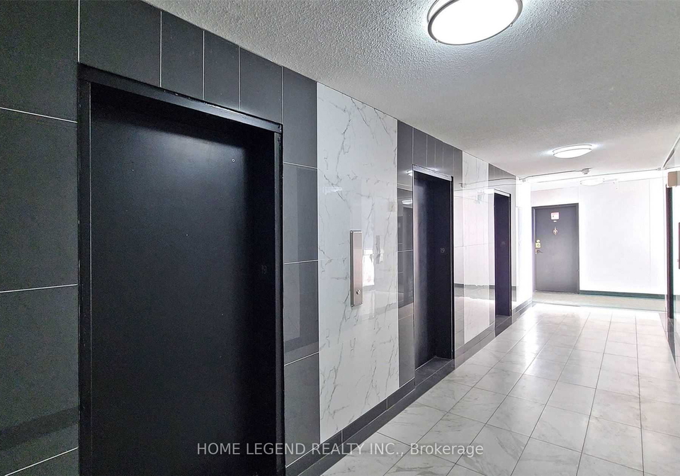 340-dixon-road-etobicoke-ontario-w12566150