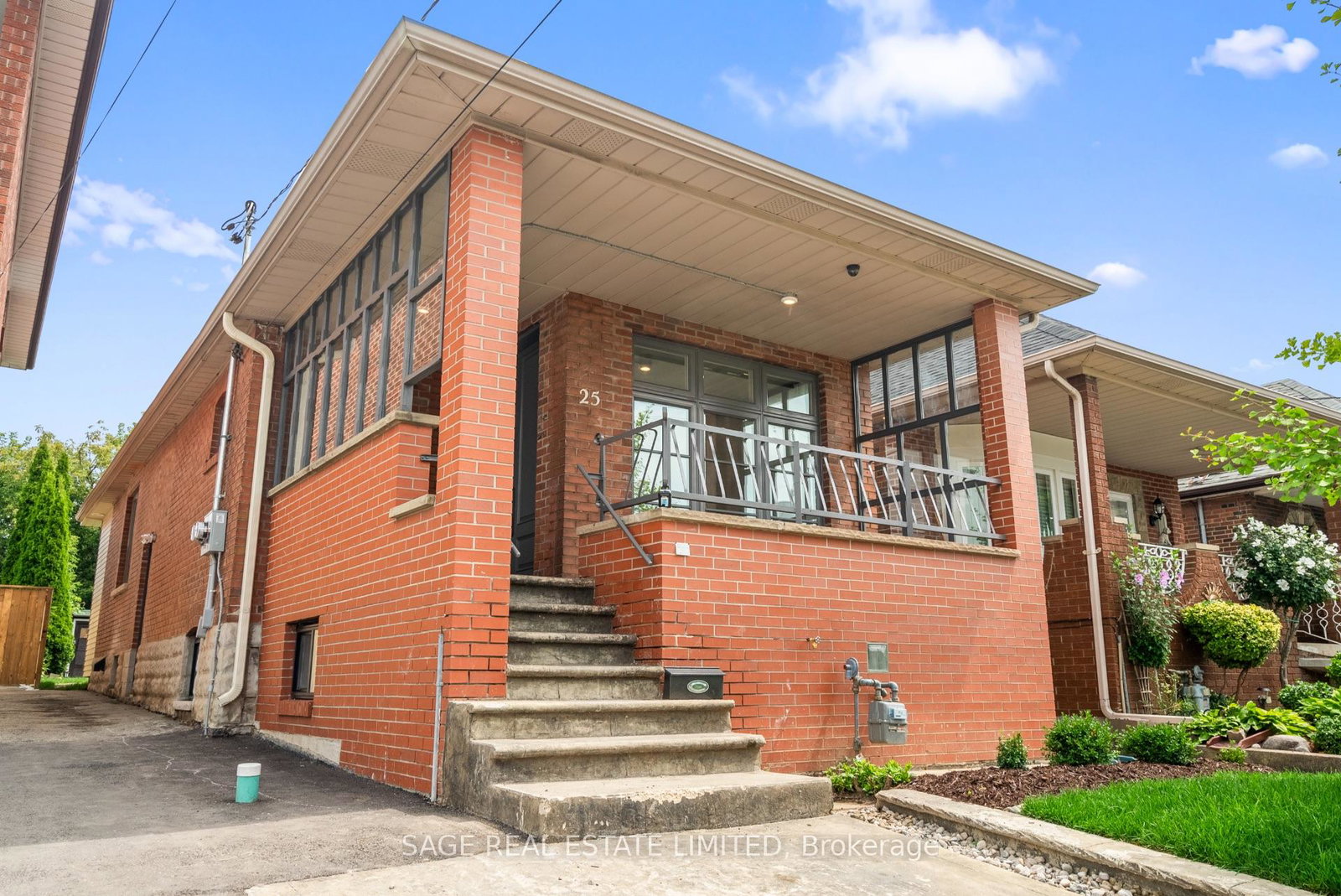25-chamberlain-avenue-north-york-ontario-w12566374