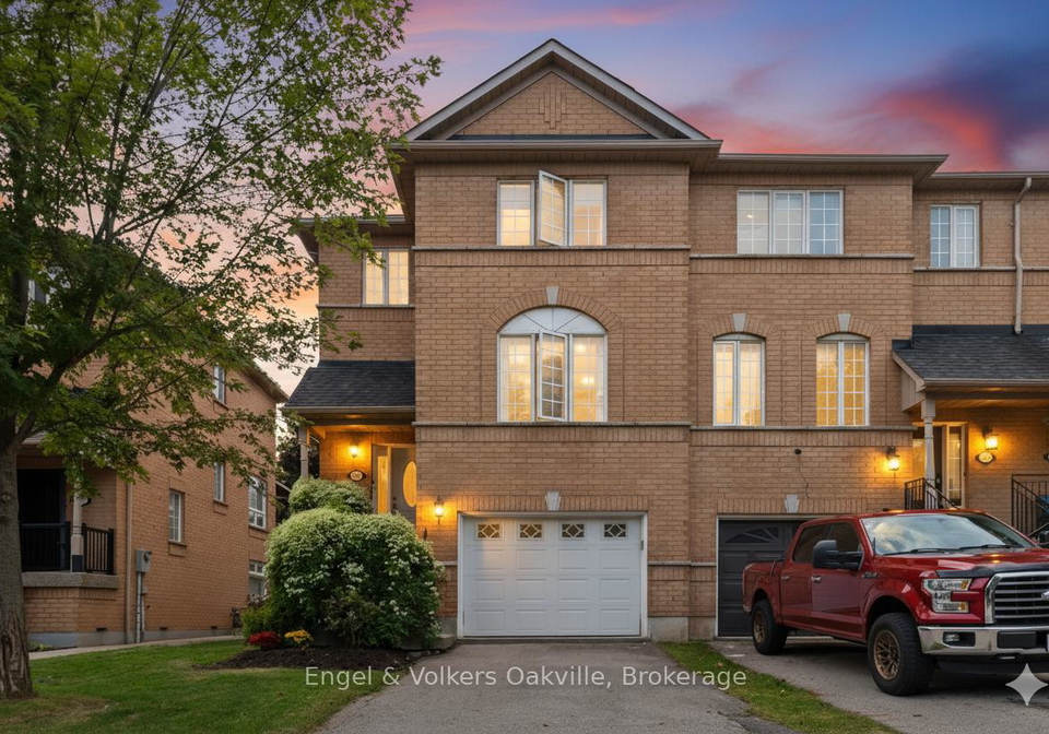2561-gill-crescent-oakville-ontario-w12566414