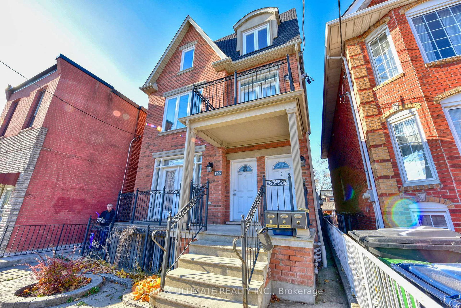 846-ossignton-avenue-toronto-ontario-w12566422