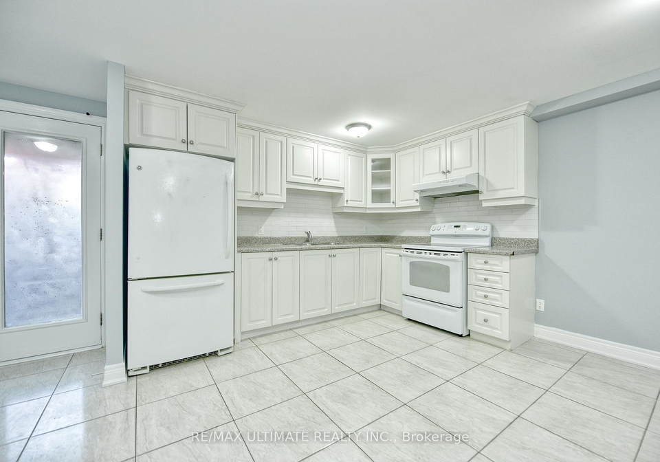 846-ossignton-avenue-toronto-ontario-w12566422