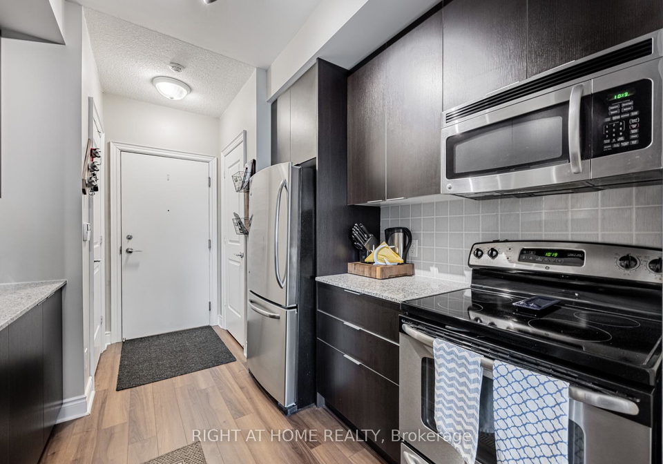 16-brookers-lane-etobicoke-ontario-w12566452